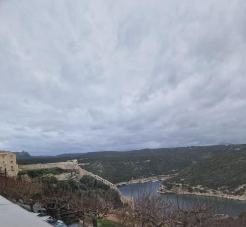 Appartement t3 dans la citadelle