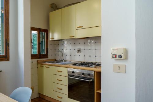 Central 1 bedroom apartment in the city center