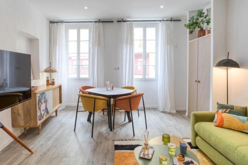 L26 Staywizus - Old Town central 5mins walk to Sea front AC WIFI