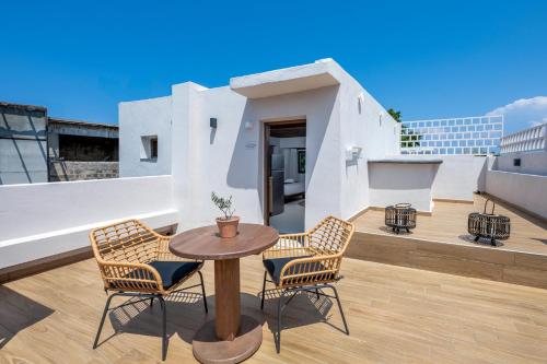 Μπαλκόνι ή βεράντα στο Elia Suites - Old Town