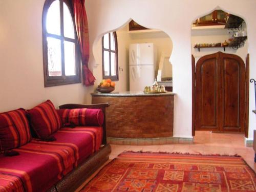 Coin salon dans l'établissement Dar Fezna - top location, stunning 360 views