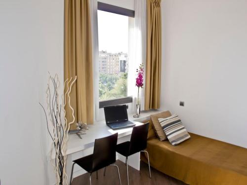 Flat with views to Sagrada Famila