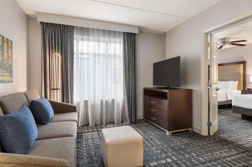 Homewood Suites by Hilton Washington, D.C. Downtown Image