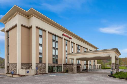 a rendering of a hotel at Hampton Inn Bridgeport/Clarksburg in Bridgeport