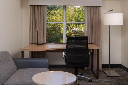 Residence Inn Orlando Convention Center Image