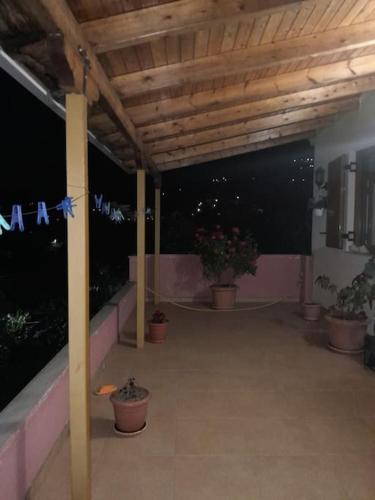 Φωτογραφία από το άλμπουμ του Sara & Mateo Guesthouse σε Libohovë
