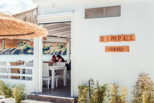 Afbeelding uit fotogalerij van Flores Garden Apartment M in Chernomorets