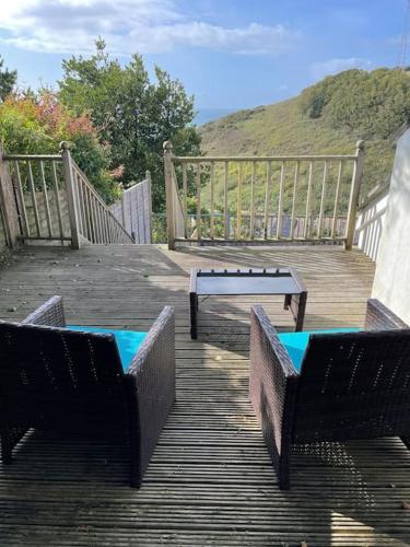 Balkoni atau teres di House with stunning sea views