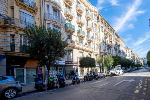 #34 2P Raimbaldi central 2balconies / AC & WIFI