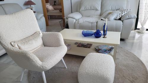 Audrey Apartment-Benalmadena Costa-beachside