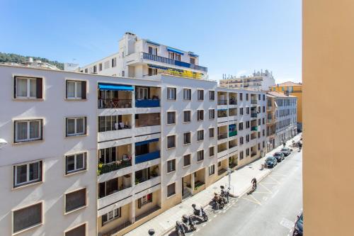 L12 Staywiz us - Port window 1Bedroom Wifi 5mins beach & Nice's Cap
