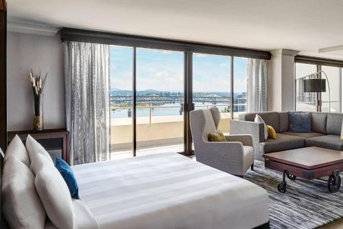 Portland Marriott Downtown Waterfront Image