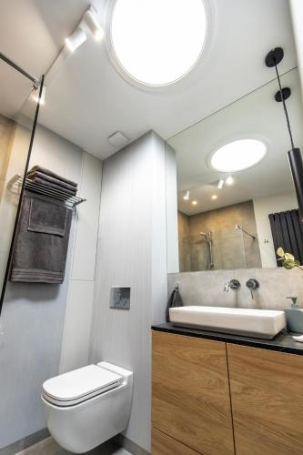 Ένα μπάνιο στο Navigare Apartments