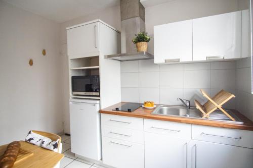 -UGO- T1 bis avec parking proche plage