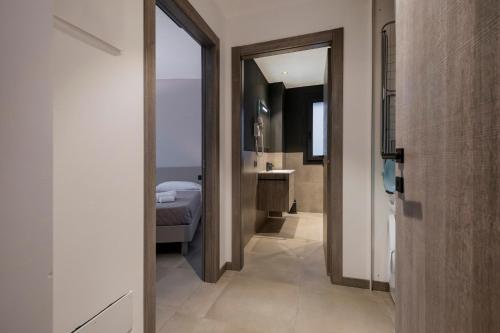 Bagno di ApartmentsGarda - Residenza Garda Deluxe