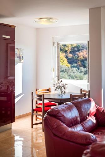 Zona de estar de Apartments Sunny Family