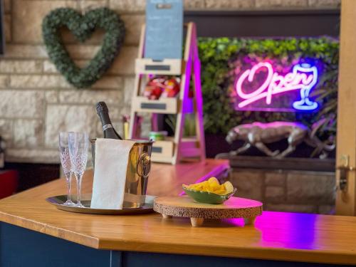 Imagen de la galería de Timbertop Suites - Adults Only, en Weston-super-Mare