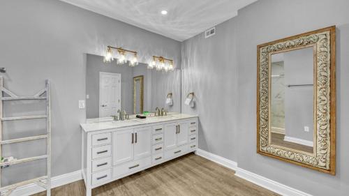 Bagno di Completely Renovated Luxury 3 Bedroom Beach Front Condo in Destin!