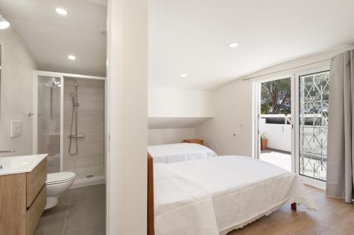 Et badeværelse på Vila Caraibas - Vilamoura - by HDproperties