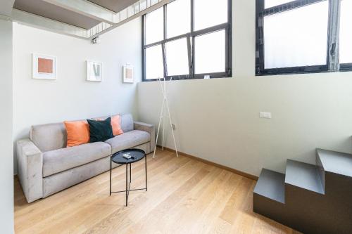 Modern Loft in Porta Venezia