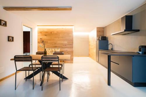 Η κουζίνα ή μικρή κουζίνα στο Maison Le Chaber by Hili