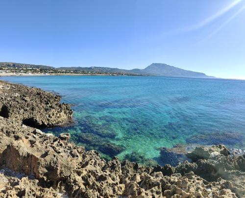 a view of the ocean from the shore at Sicilia bedda in Custonaci