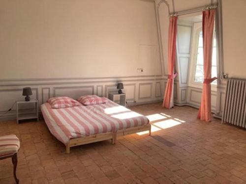 Posteľ alebo postele v izbe v ubytovaní Hôtel du marquis De Broc