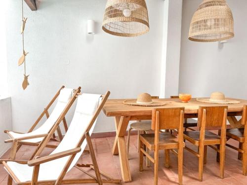 Costa Inn Beach House with Pool by Homeful Homes