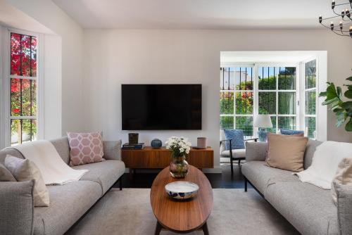 Luxury 3BR House with Private Pool & Stunning Interiors