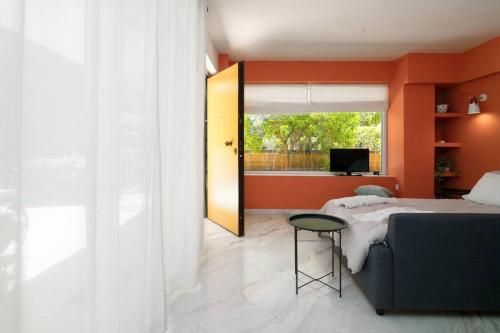 Gly3 65m2 sunshine oasis in Glyfada