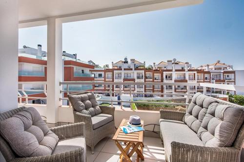 CosmoPolitan Residence