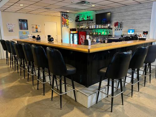 Ο χώρος του lounge ή του μπαρ στο The Hudson Inn