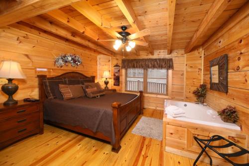 Smoky Mountain Getaway by Eden Crest photo 8