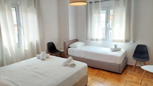 Sunny apartment in Acropolis