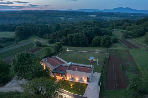 Residence Villa Manuela - Batlug