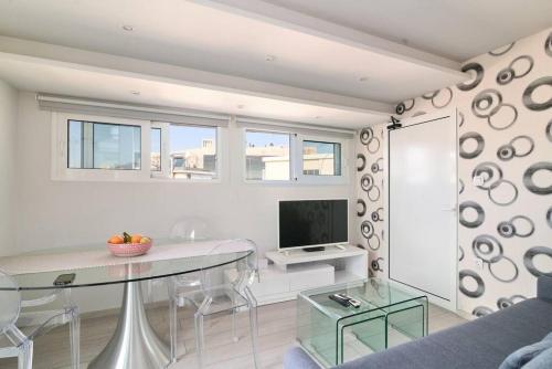 Acropolis Junior Suite
