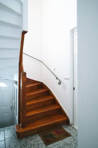 Spacious central apartment wh free parking spaces