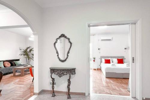 Amazing View 2BR Apartment | Heart of Athens