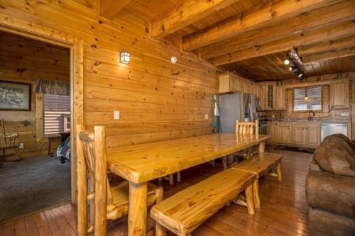 Grand Vista Lodge by Eden Crest photo 11