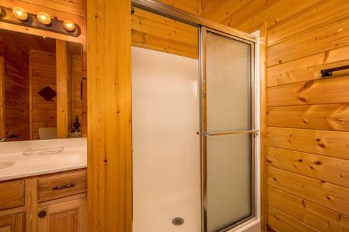 Grand Vista Lodge by Eden Crest photo 40