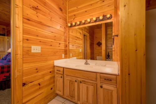 Grand Vista Lodge by Eden Crest photo 41