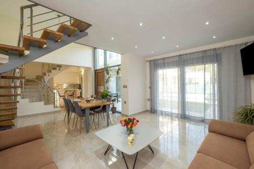 Park View and near the Sea Villa with Private Pool 1