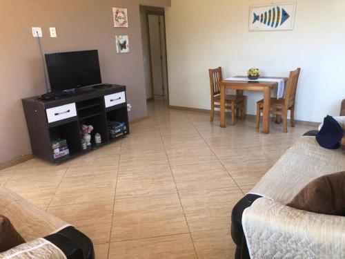 Μια τηλεόραση ή/και κέντρο ψυχαγωγίας στο Casa em condomínio Angra
