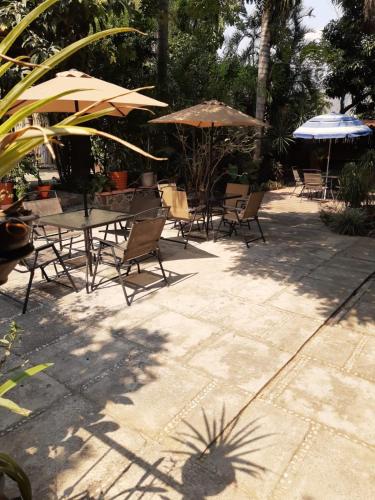 Jardín al aire libre en Posada Bugambilias