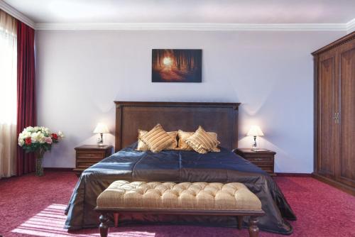 Postel nebo postele na pokoji v ubytování Hotel Chiirite
