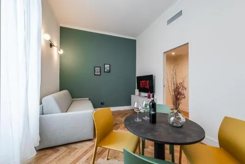 Spacious Apartment in Central Milan Next to Metro photo 1