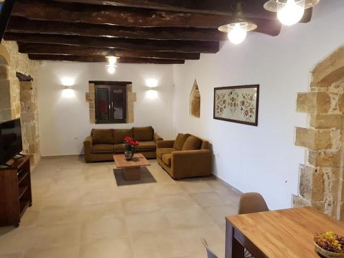 Χώρος καθιστικού στο Traditional Villa in fres