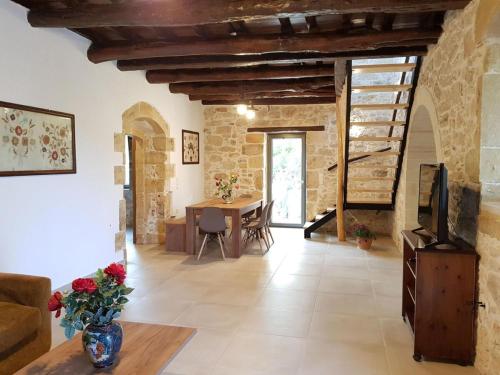 Μια τηλεόραση ή/και κέντρο ψυχαγωγίας στο Traditional Villa in fres