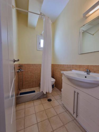 Cycladic Elegant Apartment photo 3