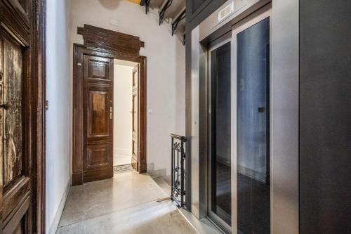Spacious Apartment in Central Milan Next to Metro photo 17